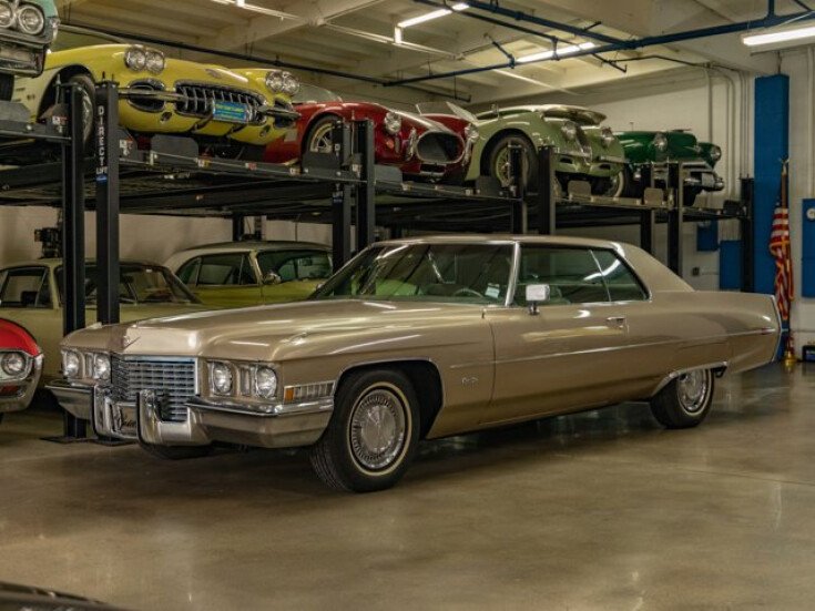 Thumbnail Photo undefined for 1972 Cadillac Calais